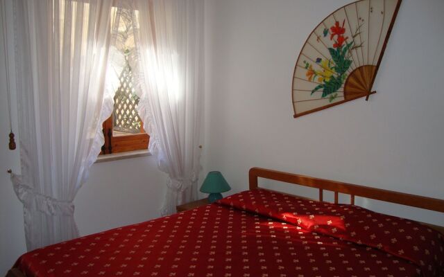 Attractive Holiday Home in Sciacca With Tennis Court & BBQ