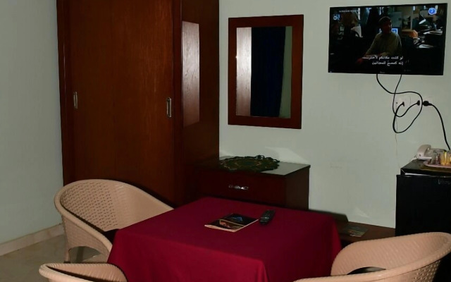 Grand pyramids view hotel