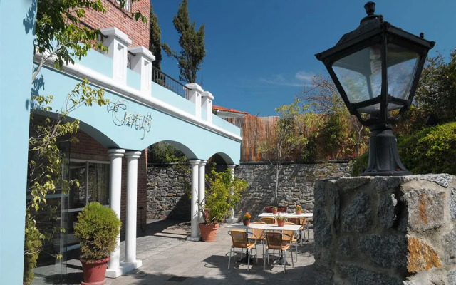 Regency Carrasco - Suites & Boutique Hotel