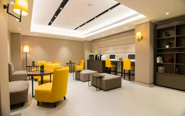 Homeinn Plus Hotel (Beijing Zhongguancun East Road)