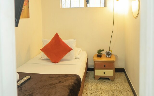 Africa house-Casa Hotel Laureles-La70