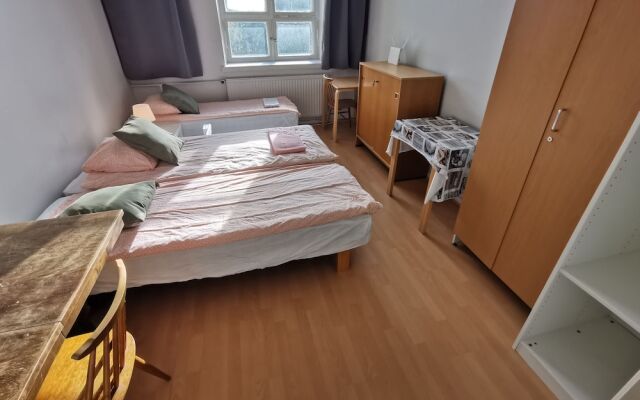 Immaculate Residence 5-bed Apartment in Kotka