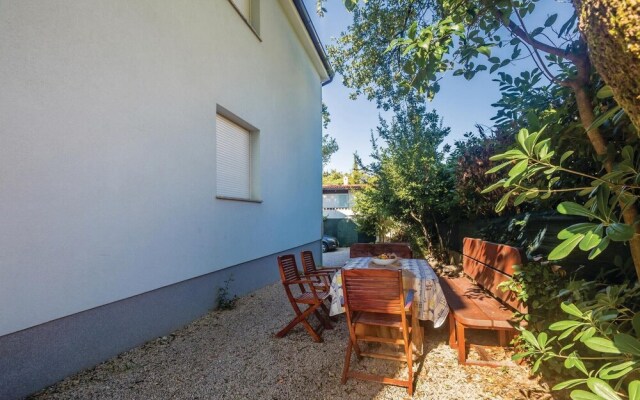 Nice Home in Njivice With Wifi and 2 Bedrooms