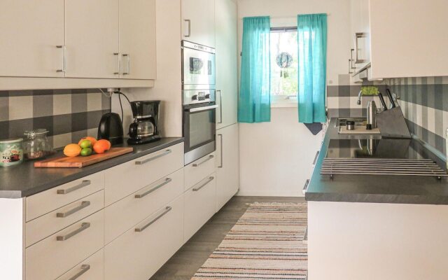 Beautiful Home in Mörbylånga With 4 Bedrooms and Wifi