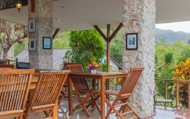 Annaya House