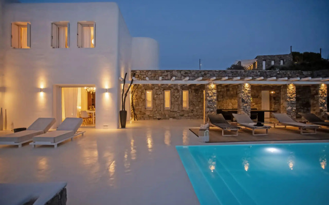 Cyra Mykonos Estate