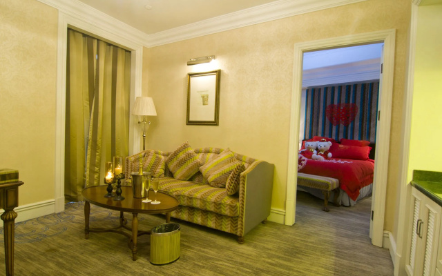 Royal Grace Hotel Optics Valley Wuhan