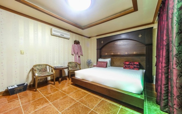 Ssan Motel Tongyeong
