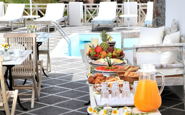 Oia Mare Villas