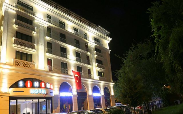 Sinema Hotel