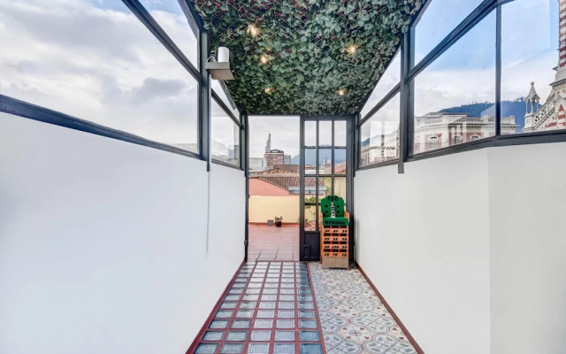 Chic 4BR Getaway in Vibrant La Candelaria