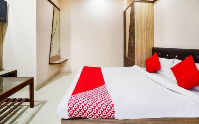 OYO 68739 Hotel Angel Park