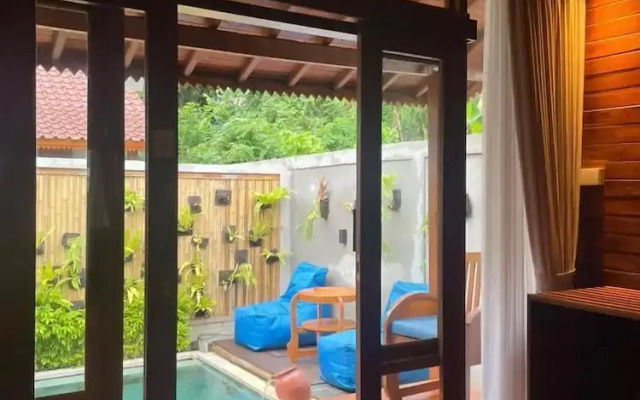 Ngesil Private Joglo and Pool