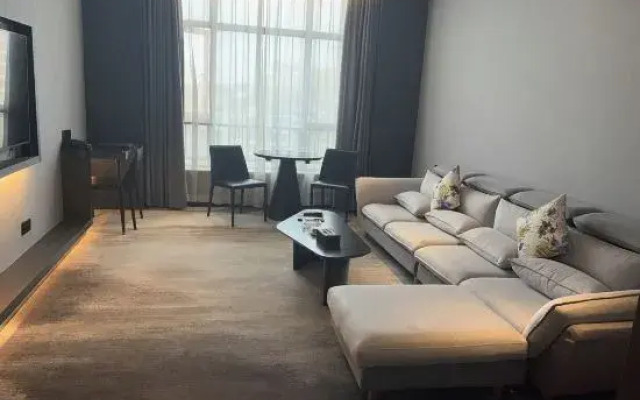 Garden International Hotel