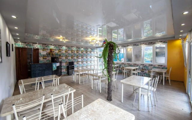 Hotel Mayak