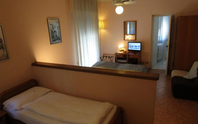 Hotel Menapace