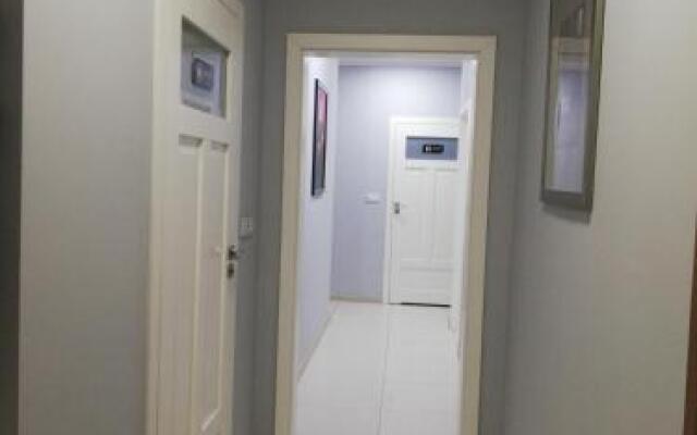 Airport Comfy Guest House