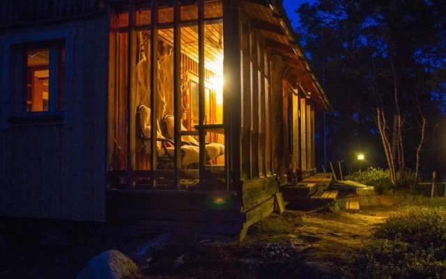 VESI - The White Blue Wilderness Lodge