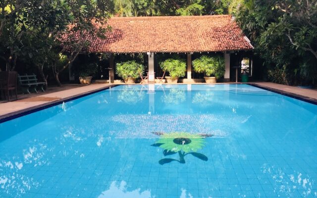 Hotel Sunflower