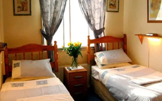 Broadway Lodge Bed And Breakfast