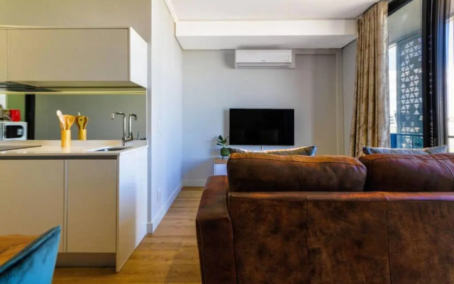 Alimama Spaces: the Pinnacle Ellipse