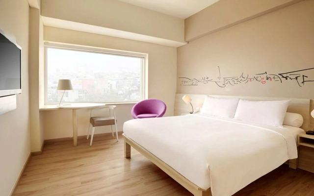 ibis Styles Jakarta Gajah Mada Hotel