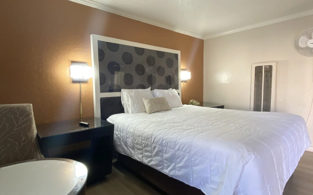 Budget INN At The Heavenly Gondola