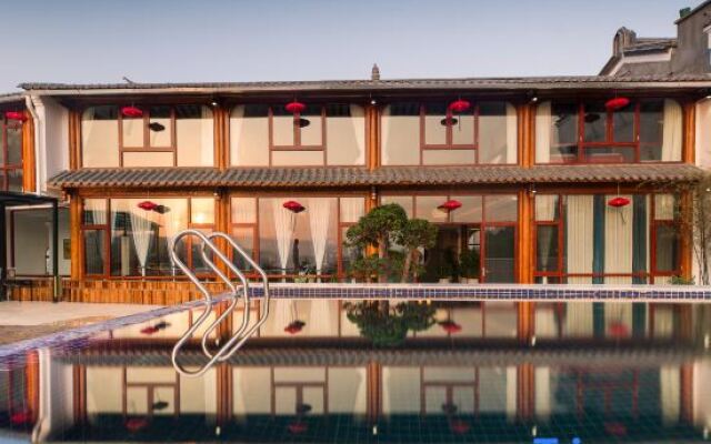 Wengu 1970 Panorama Holiday Hotel