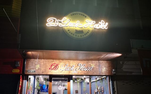 Dluck Hostel