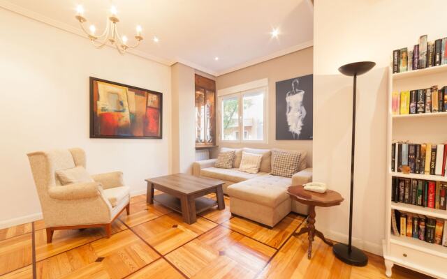 Classical Flat in Barrio Salamanca  by Allô Housing