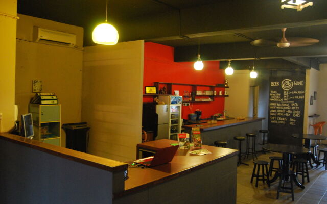 Borneo Seahare Guesthouse - Hostel