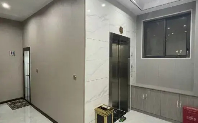 Yufu Business Hotel