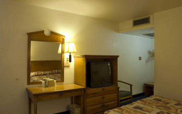 OYO Hotel Houston Southwest I-69