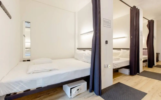 RadZone Hostel