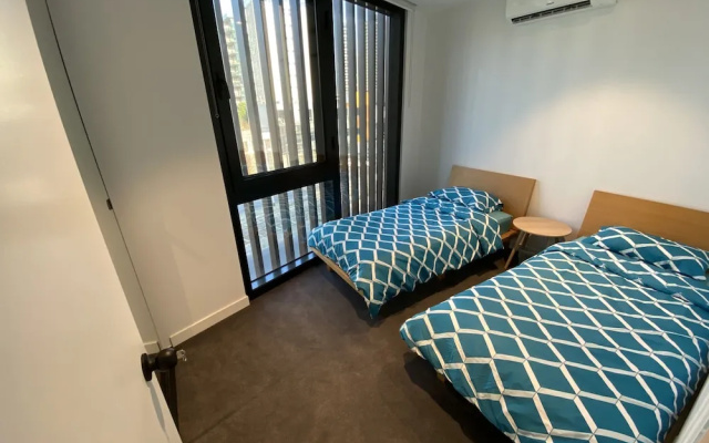 New luxury 3bedroom townhouse cityview