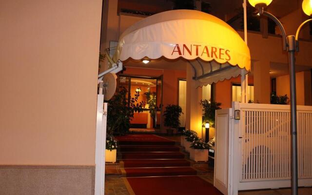 Hotel Antares