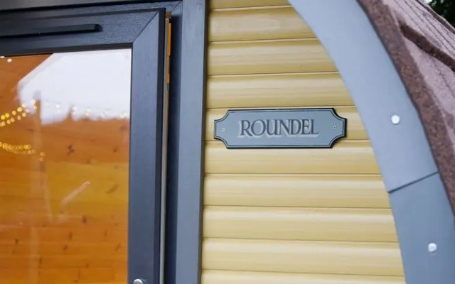 Arnprior Glamping: Roundel