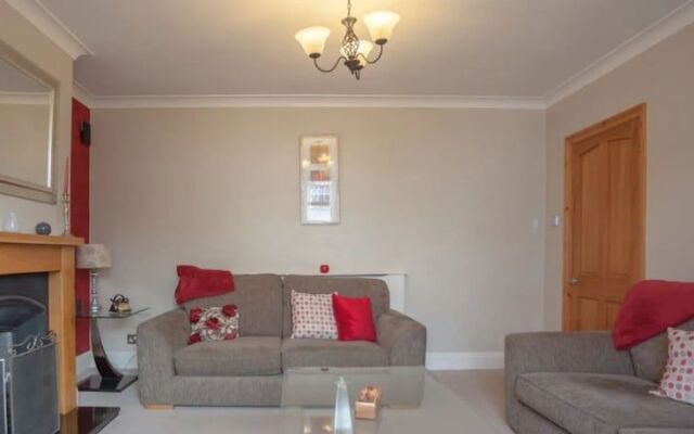 Goldcrest House