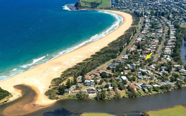 SEAWARD Werri Beach Gerringong 4pm check out Sundays