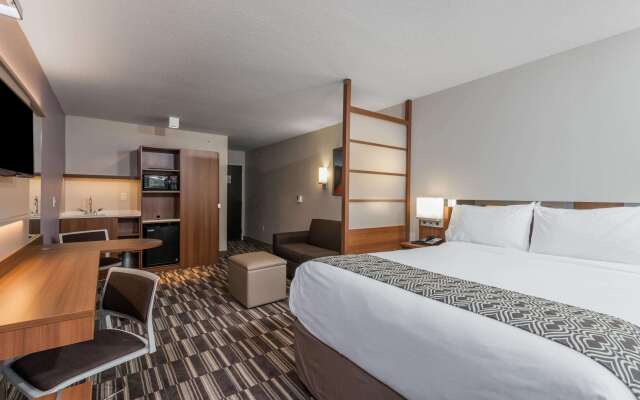 Microtel Inn & Suites By Wyndham Altoona