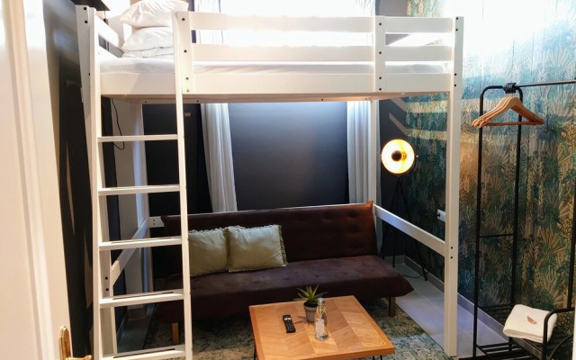 Carmen Rooms