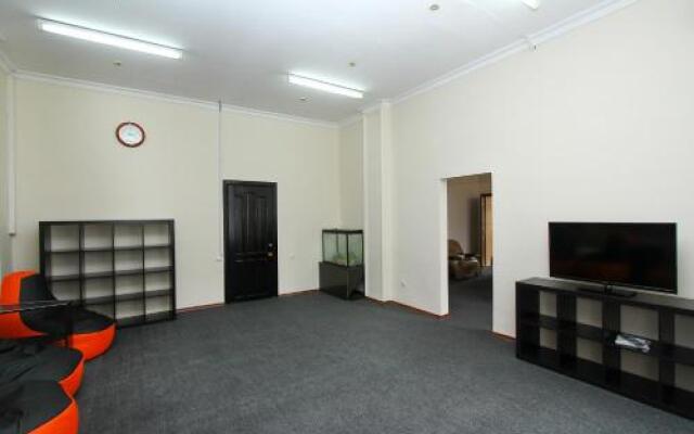 Hostel Nomads GH