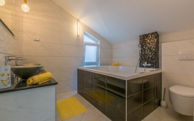 House Villa Solaris