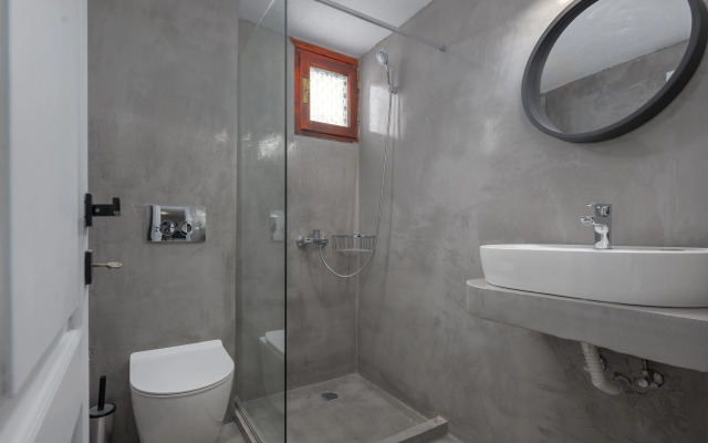 Eleon Suites & Apartments