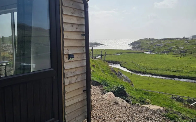 Oldshoremore Croft Cabins