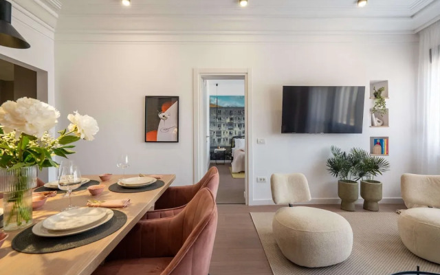 Spacious 3BR by Cismigiu Gardens Calea Victoriei