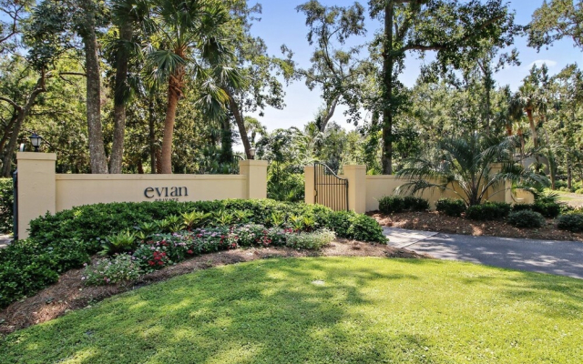 Evian 192 - Two Bedroom Condo