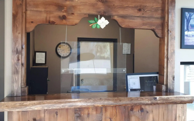 Magnuson Hotel Creston