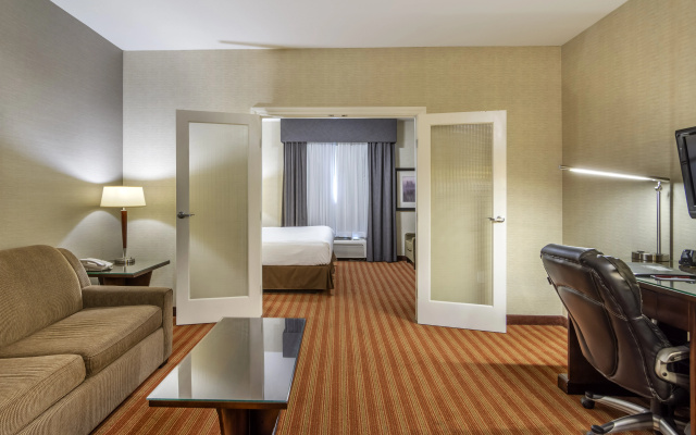 Devonian Hotel & Suites