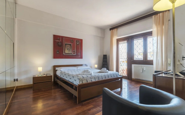 Portaportese Wooden Flat